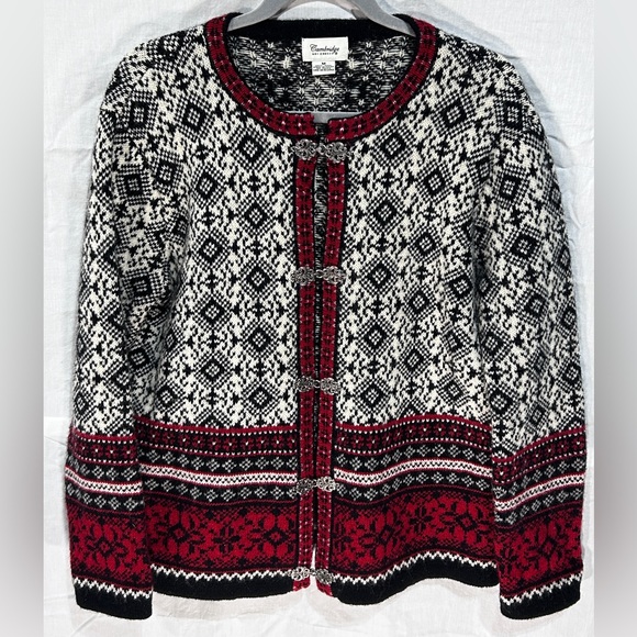 Cambridge Wool Sweater Christmas Fair Isle Red Black Silver Clasp Size Medium - Picture 2 of 12